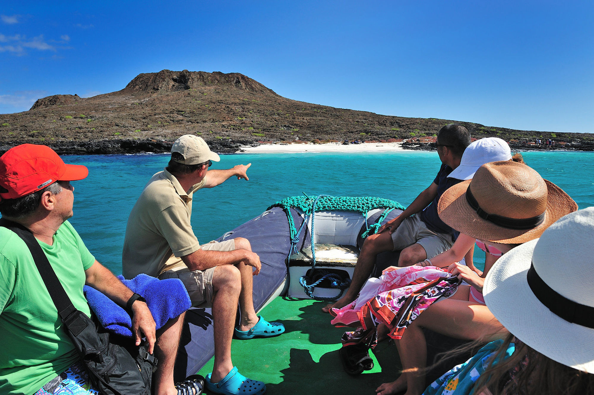Pikaia Lodge Santa Cruz Island Luaran gambar